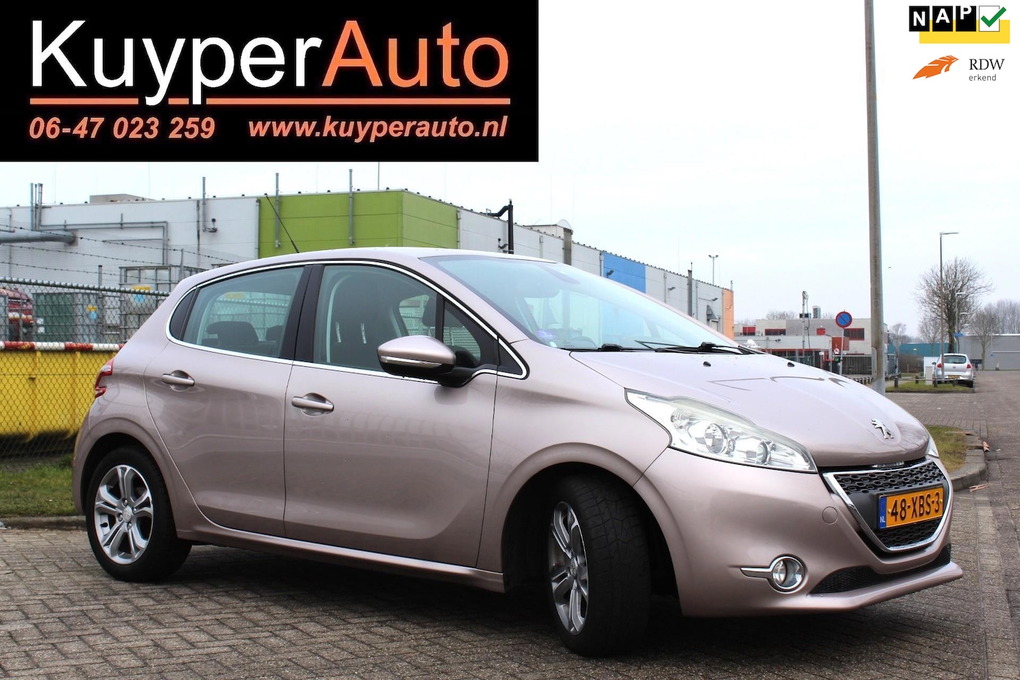 Peugeot 208 - 1.4 VTi Allure 5 Deurs multimedia Parkeersensoren Clima - AutoWereld.nl