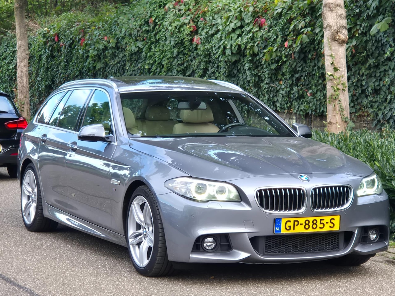 BMW 5-serie Touring - 520i M Sport High Executive 6WB teller Panorama Elk. Stoelen NAP PUNT GAAF 100% dealeronde - AutoWereld.nl