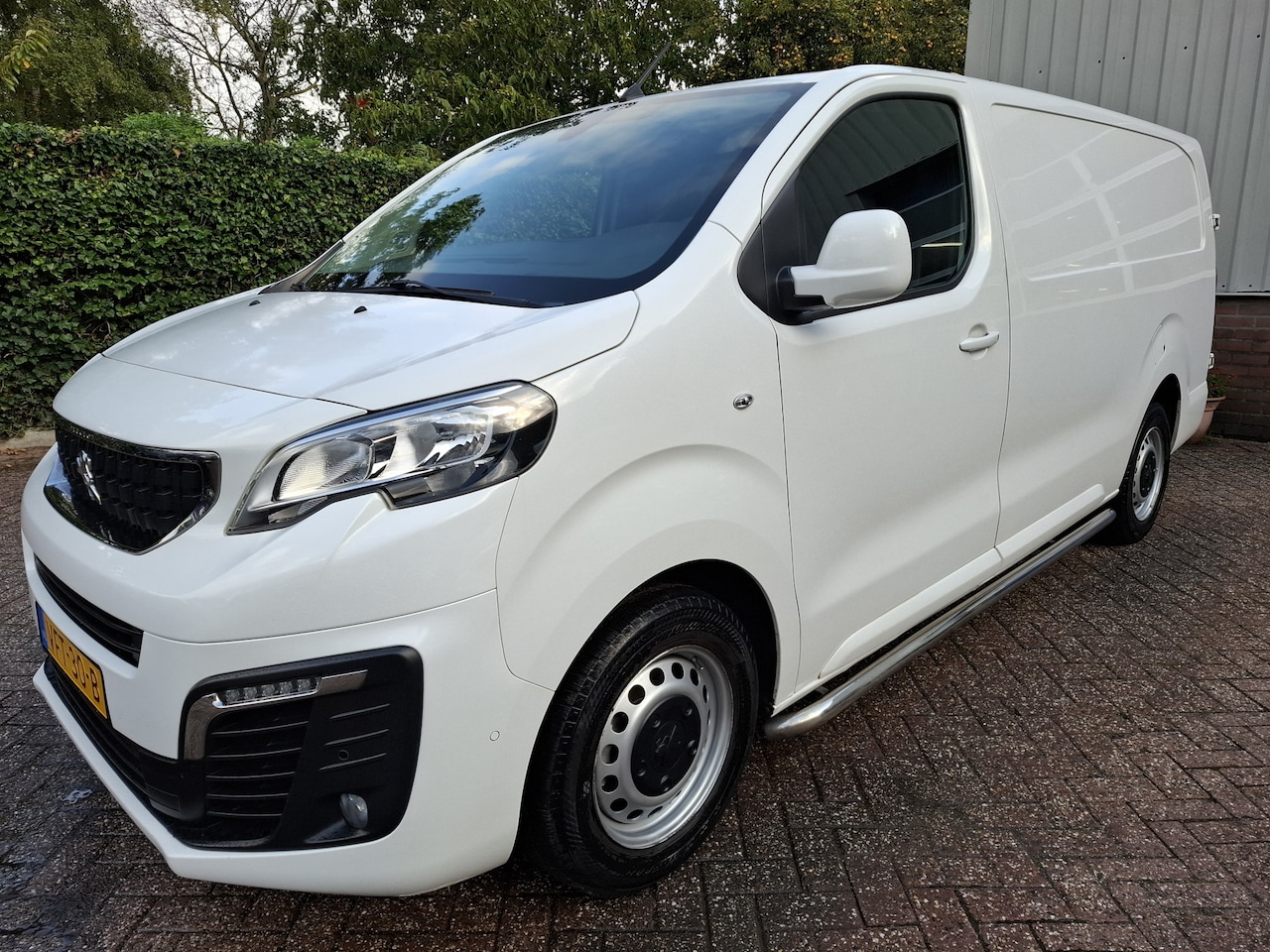 Peugeot Expert - 2.0 BlueHDI 120 Long Premium 3-ZITS/AIRCO/CRUISE/PDC/NAVI 122PK - AutoWereld.nl