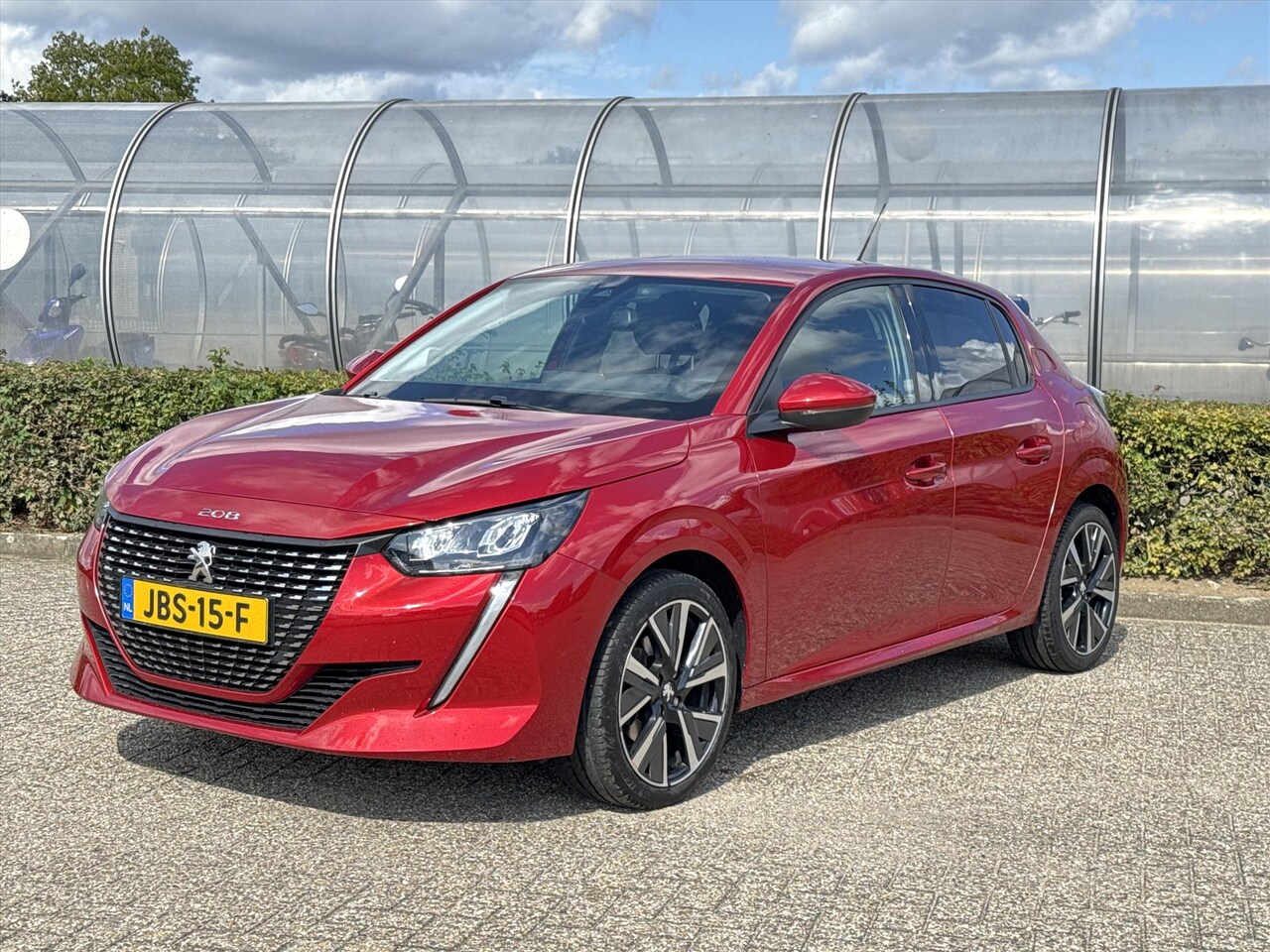 Peugeot 208 - 1.2 PureTech 100pk EAT8 Allure *automaat* - AutoWereld.nl