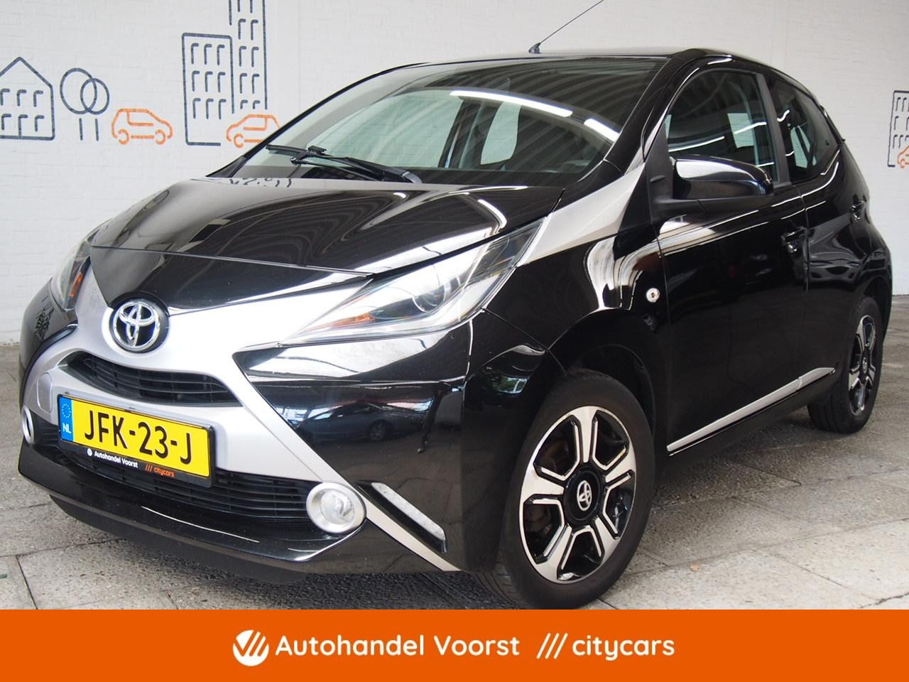 Toyota Aygo - 1.0 VVT-i x-clusiv Camera (APK:Nieuw) Incl.Garantie - AutoWereld.nl