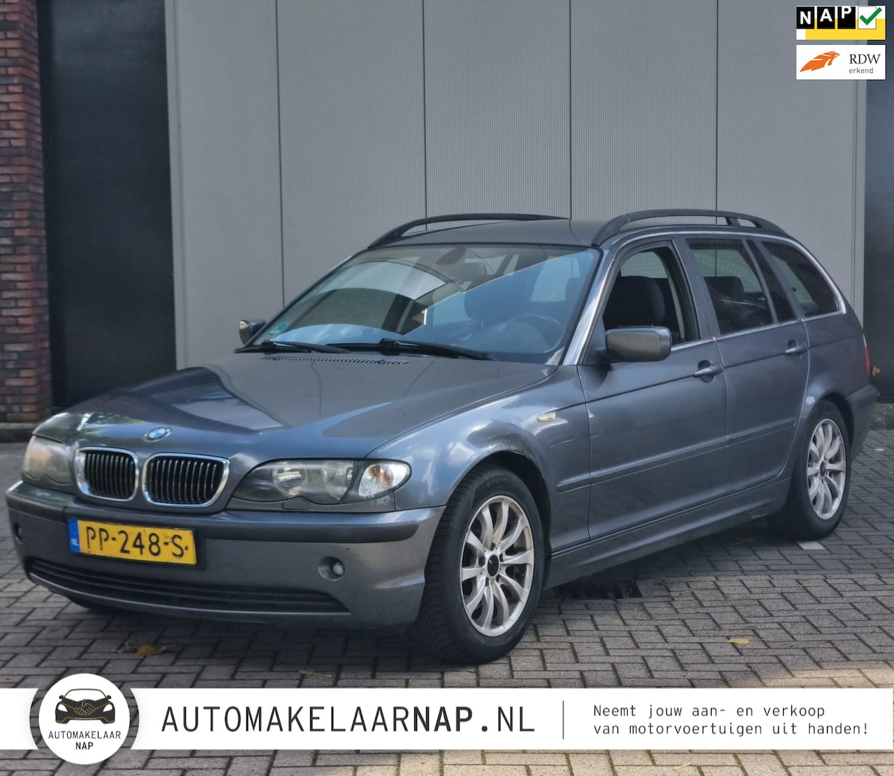 BMW 3-serie Touring - 325i /Automaat / Trekhaak / - AutoWereld.nl