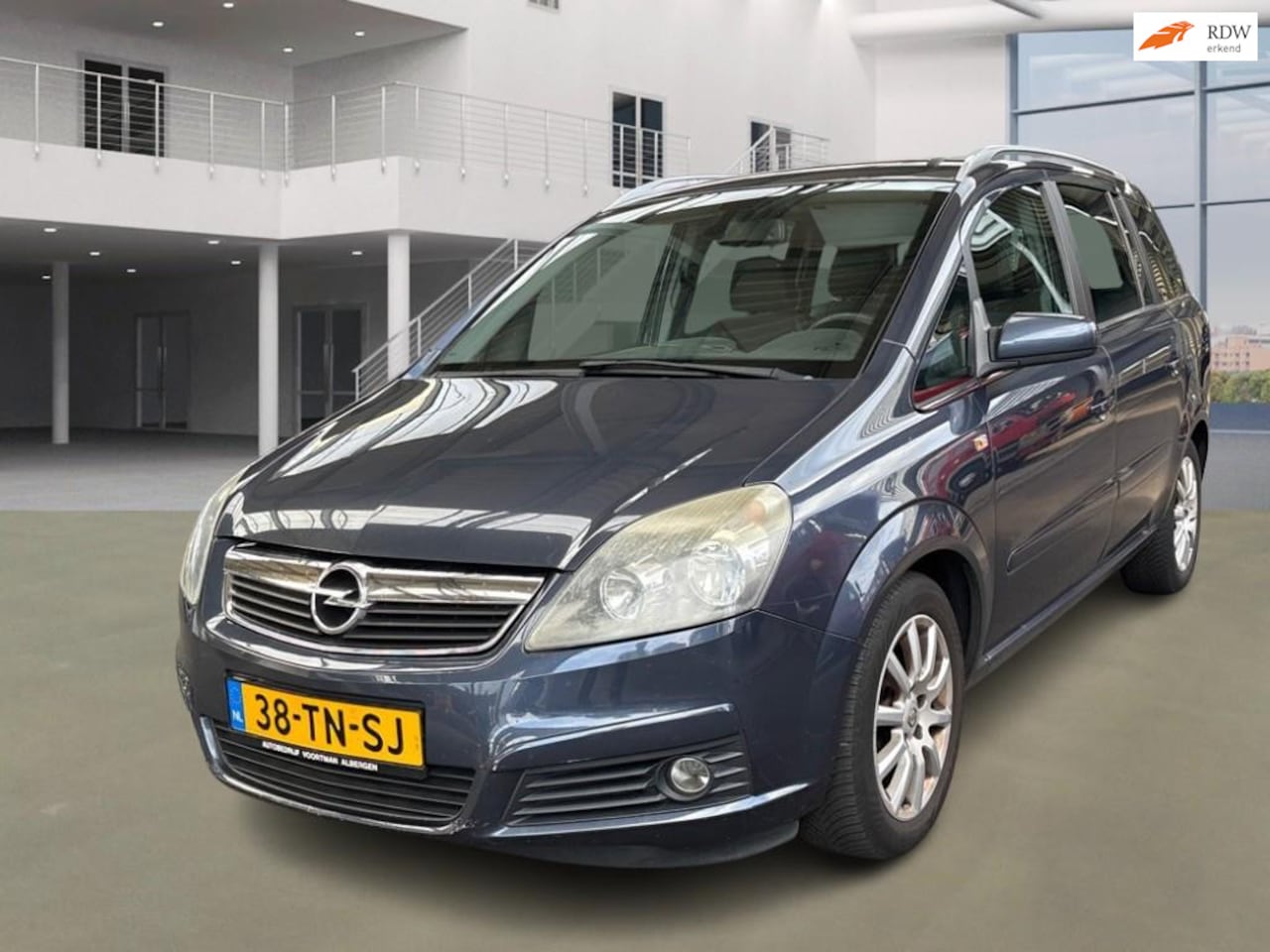 Opel Zafira - 1.8 Cosmo 7p. AIRCO CRUISE TREKHAAK HALF LEDER - AutoWereld.nl