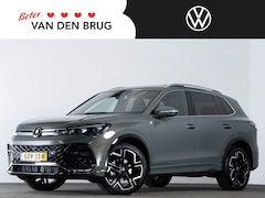 Volkswagen Tiguan - R-Line 1.5 eTSI 150 PK DSG | LED Matrix IQ | Panoramadak | Trekhaak | 360 Camera | Side As
