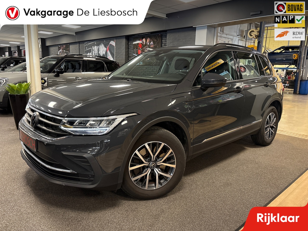 Volkswagen Tiguan - 1.4 TSI eHybrid Business+/navi/apple carplay/stoel verw/virtual/boeken - AutoWereld.nl