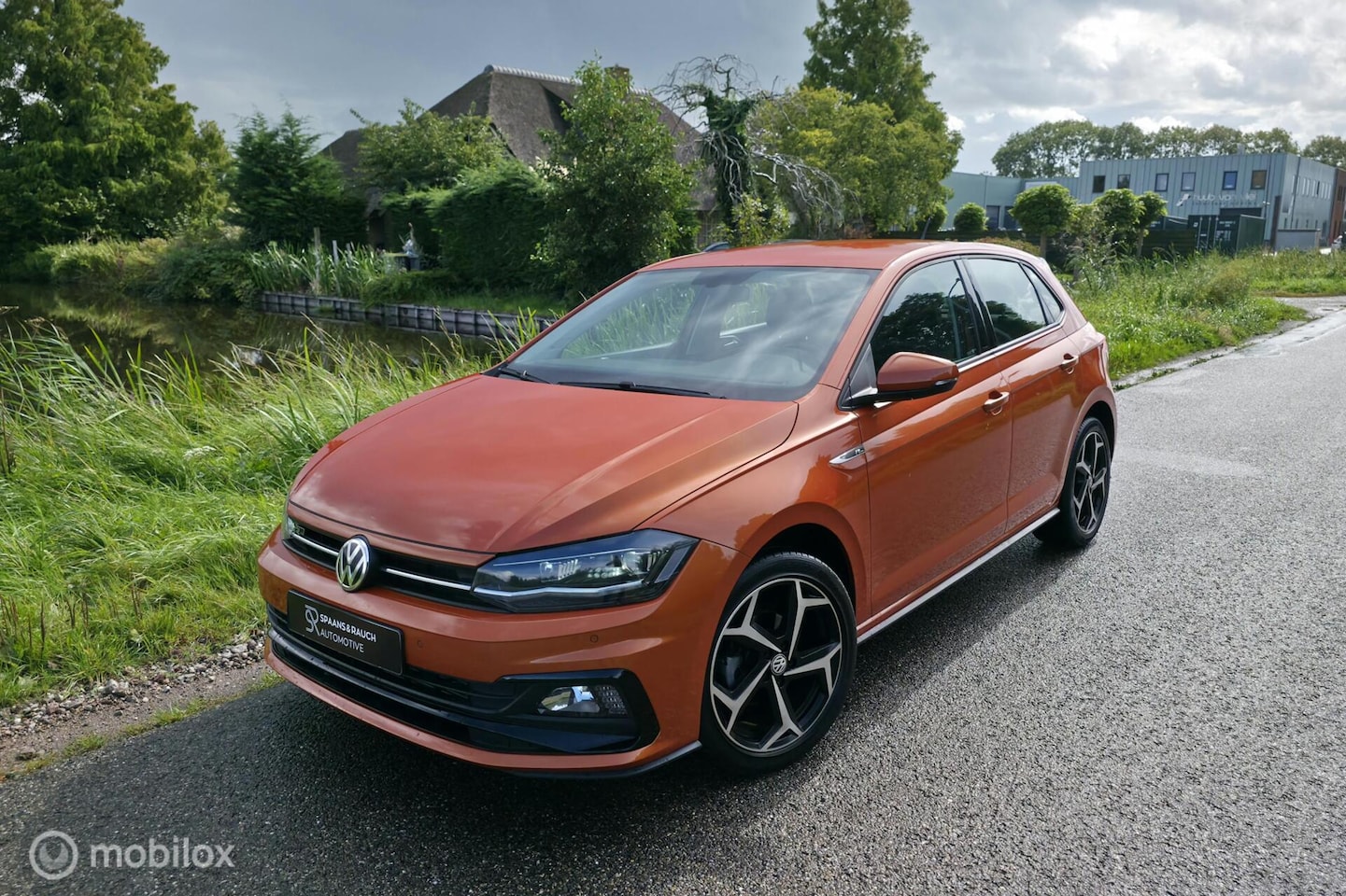 Volkswagen Polo - 1.0 TSI R-line / Beats / Carplay / Camera - AutoWereld.nl