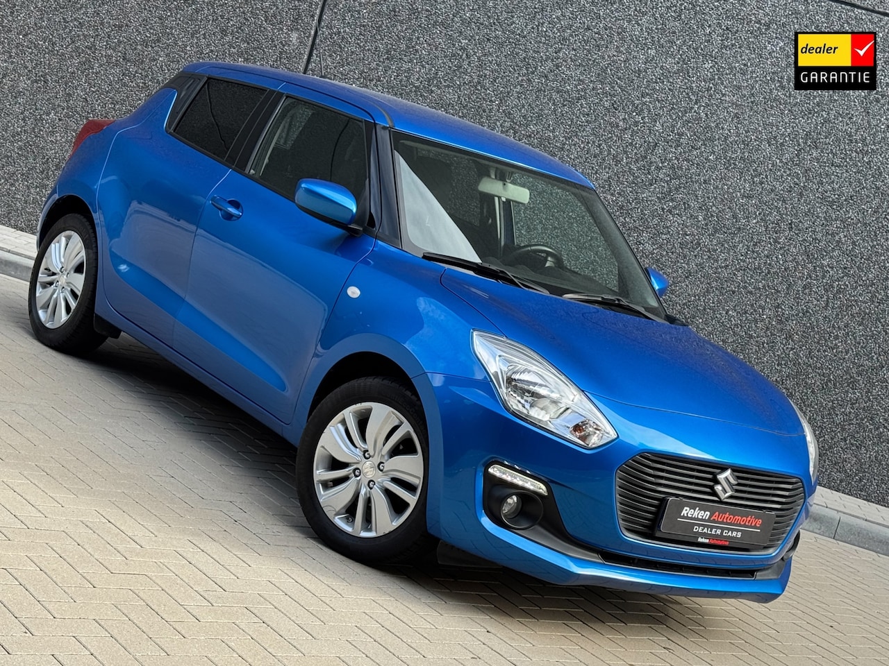 Suzuki Swift - 1.2 Select Led 90 PK Navigatie Airco Usb 5drs - AutoWereld.nl