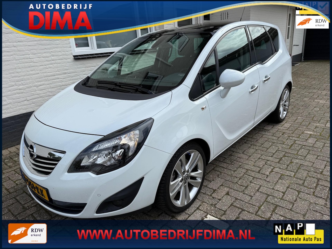 Opel Meriva - 1.4 Turbo Cosmo/ Apple Carplay/ Panoramadak/ ECC/ Stuur+ Stoelverwarming/ PDC/ Cruise Cont - AutoWereld.nl