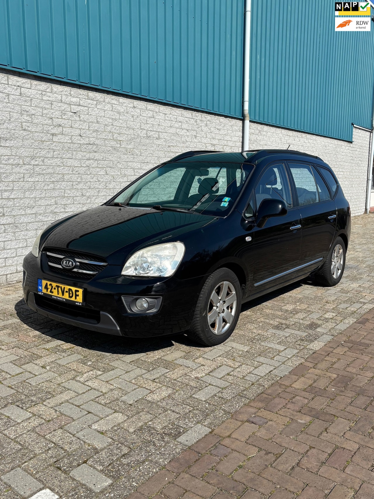 Kia Carens - 2.0 CVVT X-ecutive Automaat - AutoWereld.nl