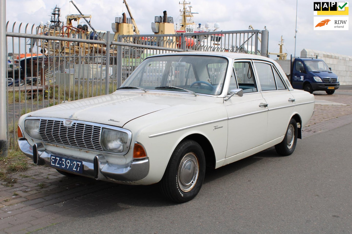 Ford Taunus - 20 M V6 Oldtimer 1965 - AutoWereld.nl