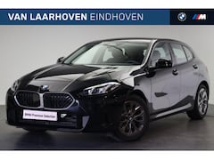 BMW 1-serie - 116 Automaat / Achteruitrijcamera / Parking Assistant / Stoelverwarming / Demo