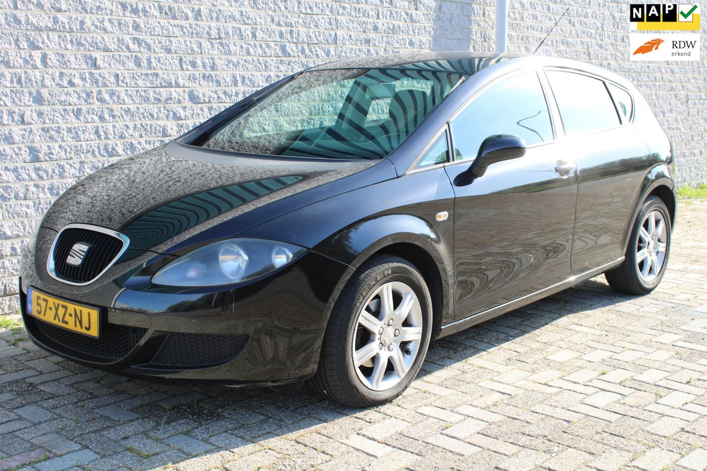 SEAT Leon - 1.6 Reference Airco - AutoWereld.nl