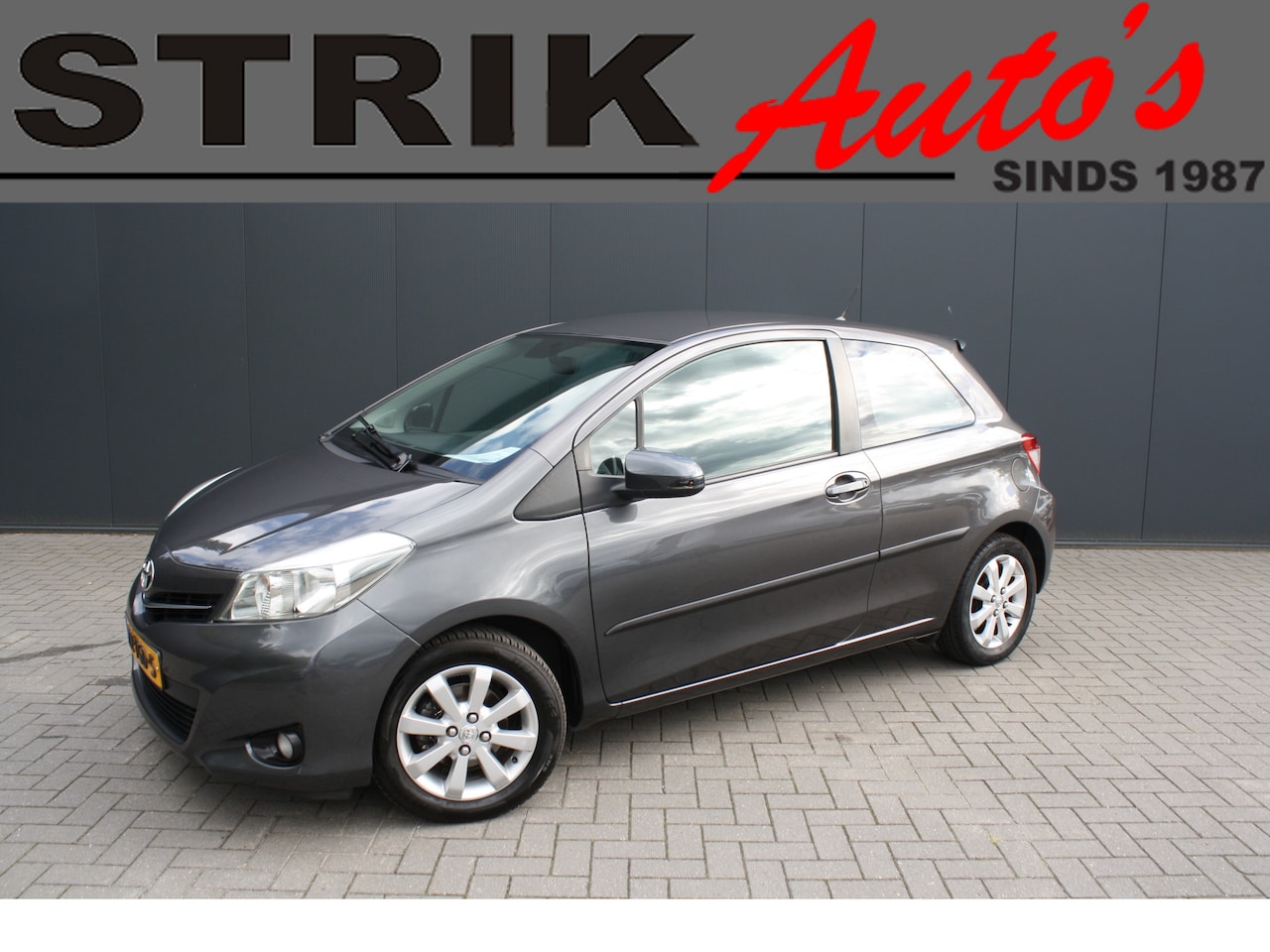 Toyota Yaris - 1.0 VVT-i Aspiration - NAVIGATIE - CAMERA - AIRCO - AutoWereld.nl