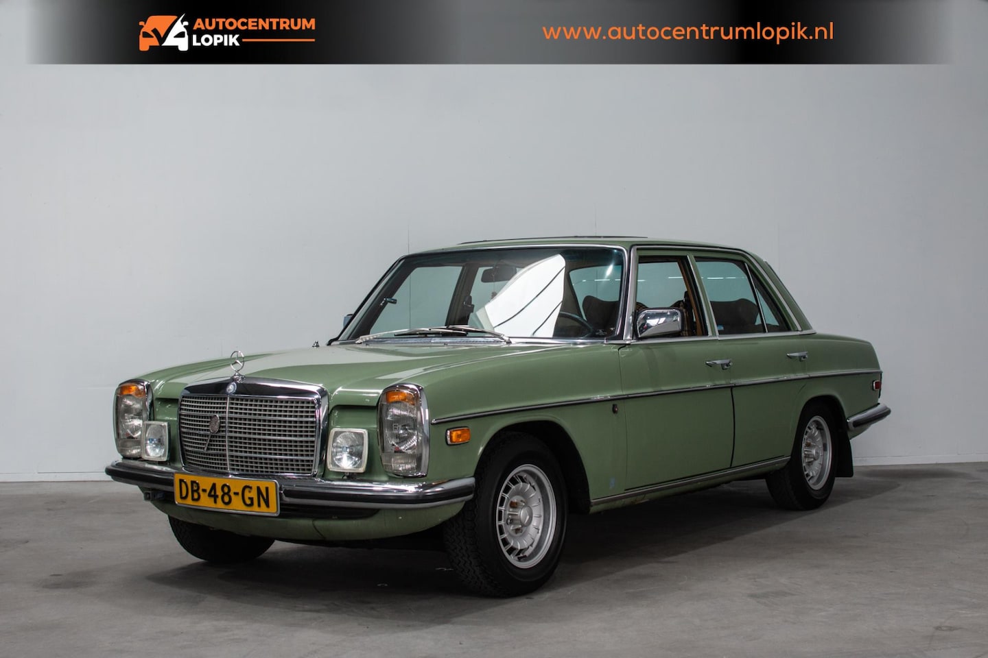 Mercedes-Benz 200-280 (W115) - 240 D 3.0 2e eigenaar - AutoWereld.nl