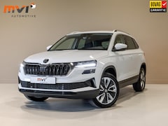 Skoda Karoq - 1.5 TSI ACT Business Edition / 150pk / Achteruitrij camera / Stoelverwarming / Adaptieve c