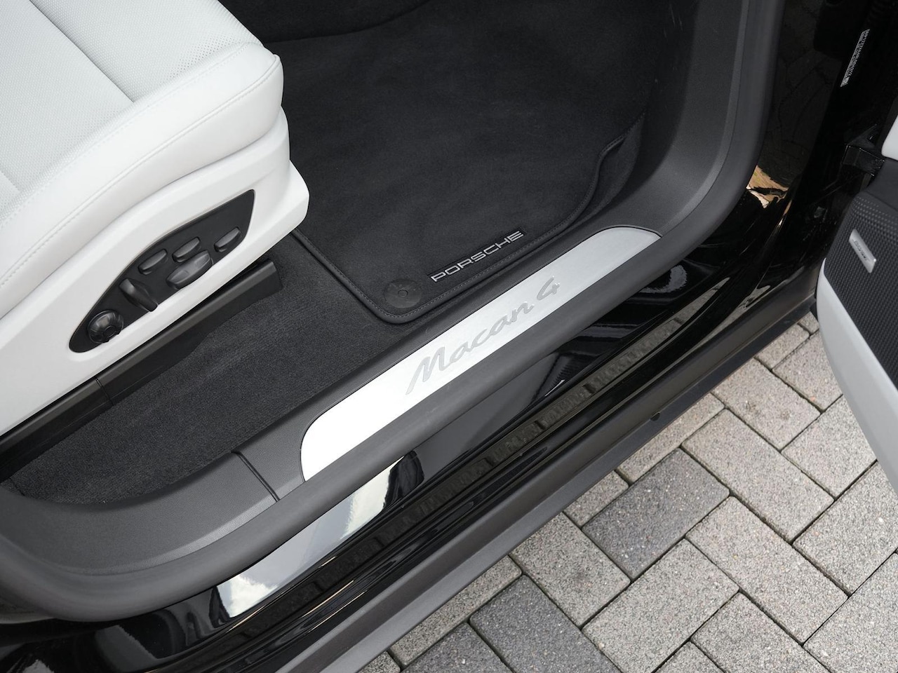 Porsche Macan - Porsche MACAN 4 ACCC LUFT PANO BOSE 22 RS - AutoWereld.nl
