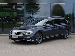 Volkswagen Passat Variant - 1.4 TSI 218 PK GTE Business PHEV, Trekhaak, Leder, Memory