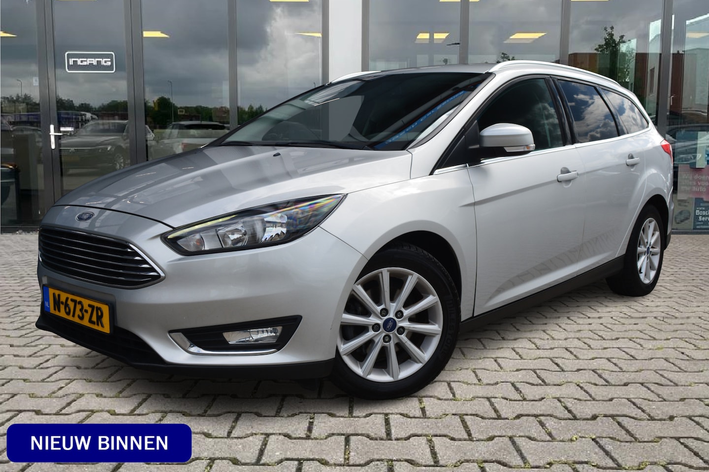 Ford Focus Wagon - 1.0 Titanium | Keyless | Navi | Carplay | - AutoWereld.nl