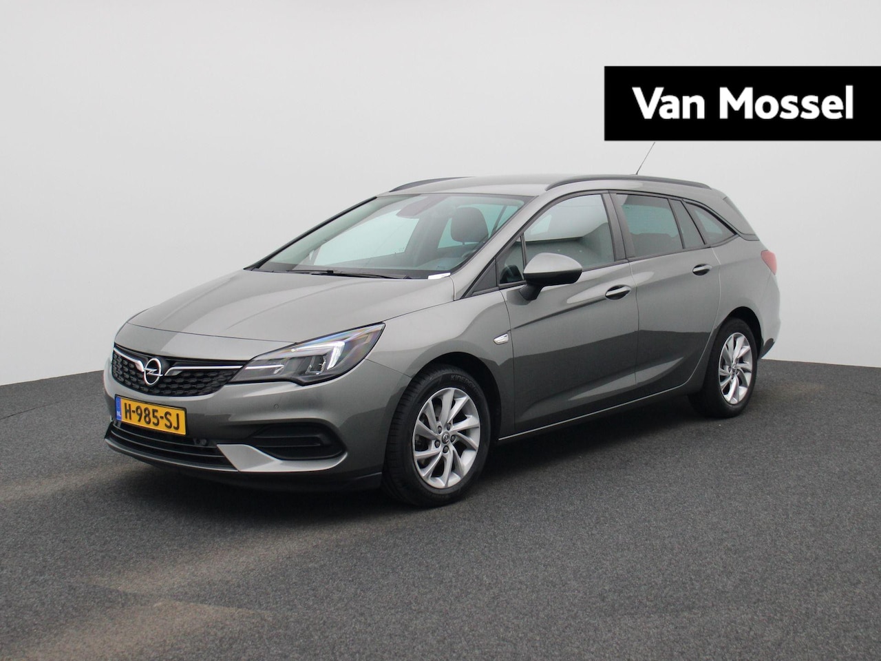 Opel Astra Sports Tourer - 1.2 Edition | Navigatie | Apple Carplay / Android Auto | Climate Control | Parkeersensoren - AutoWereld.nl