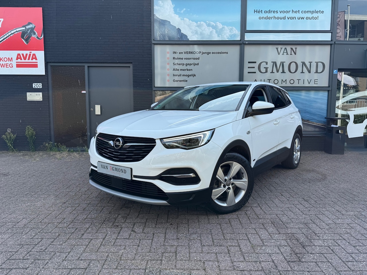 Opel Grandland X - 1.6 Turbo Plug-In Hybrid 4x4 Business Elegance 225PK - AutoWereld.nl