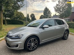 Volkswagen Golf - 1.4 TSI GTE