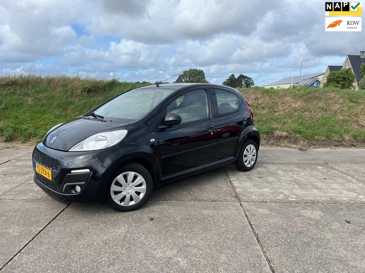 Peugeot 107 - 1.0 Active Airco 4Drs - AutoWereld.nl
