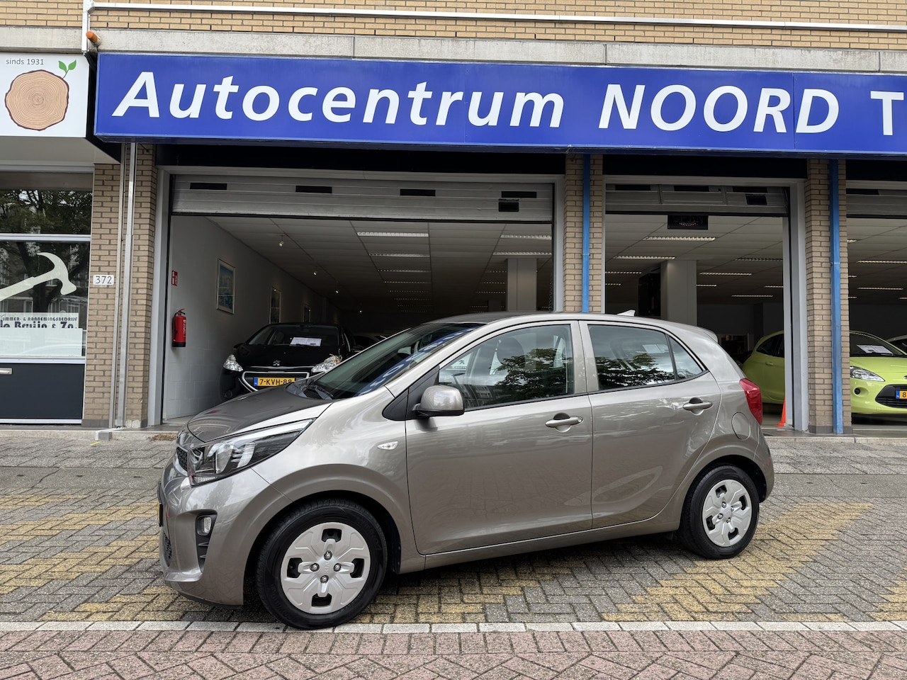 Kia Picanto - 1.0 MPi ComfortPlusLine 91456KM! NAP | 1e Eigenaar |  Apple Carplay | Cruise Control | Ach - AutoWereld.nl