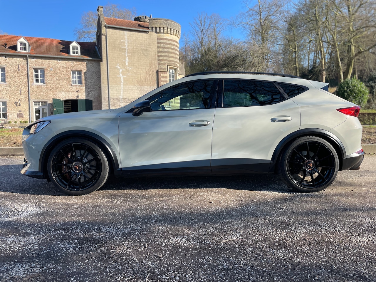 CUPRA Formentor - VZ5 Taiga Edition 2023, Full Option, PANO, Fabrieksgarantie. 04-2027 RS3 motor. - AutoWereld.nl
