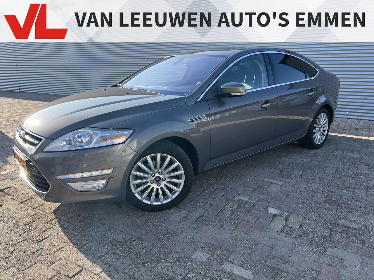 Ford Mondeo - 1.6 EcoBoost Platinum | Nieuw binnen! | Pano | Cruise control | Clima - AutoWereld.nl