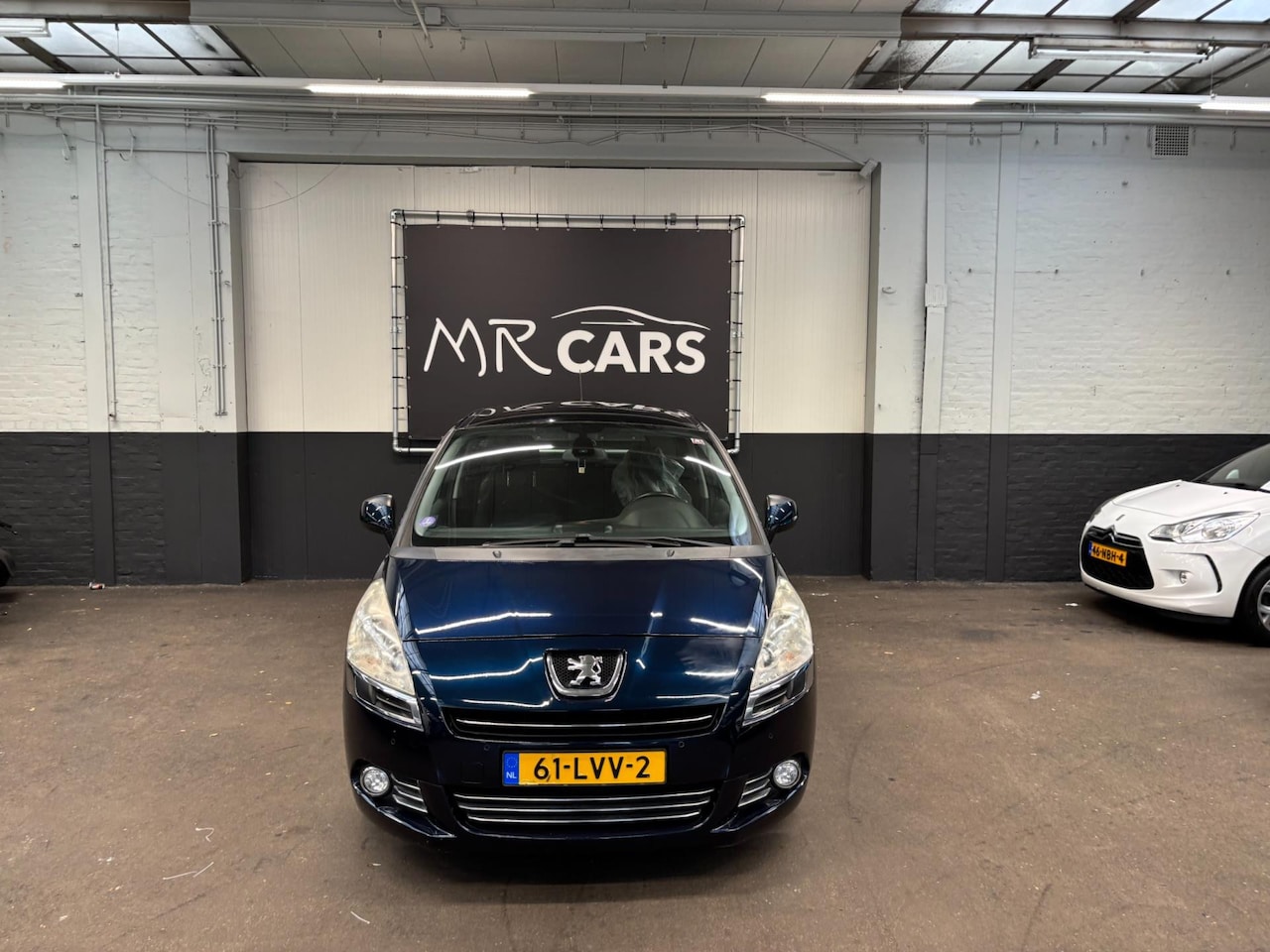 Peugeot 5008 - 1.6 VTi ST 5p. Navi/Airco/Cruise Control - AutoWereld.nl