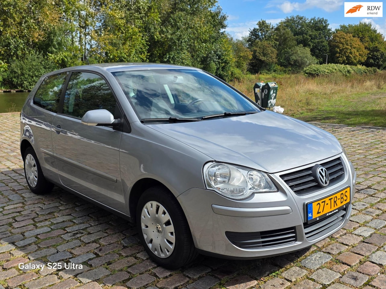 Volkswagen Polo - 1.2 Optive 1e eigenaar dealer onderhouden Lage km airco cv op afs elektrische ramen - AutoWereld.nl