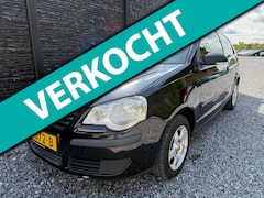 Volkswagen Polo - 1.2 Trendline Airco, Nieuwe APk Distrib Vervangen Goed onderhouden
