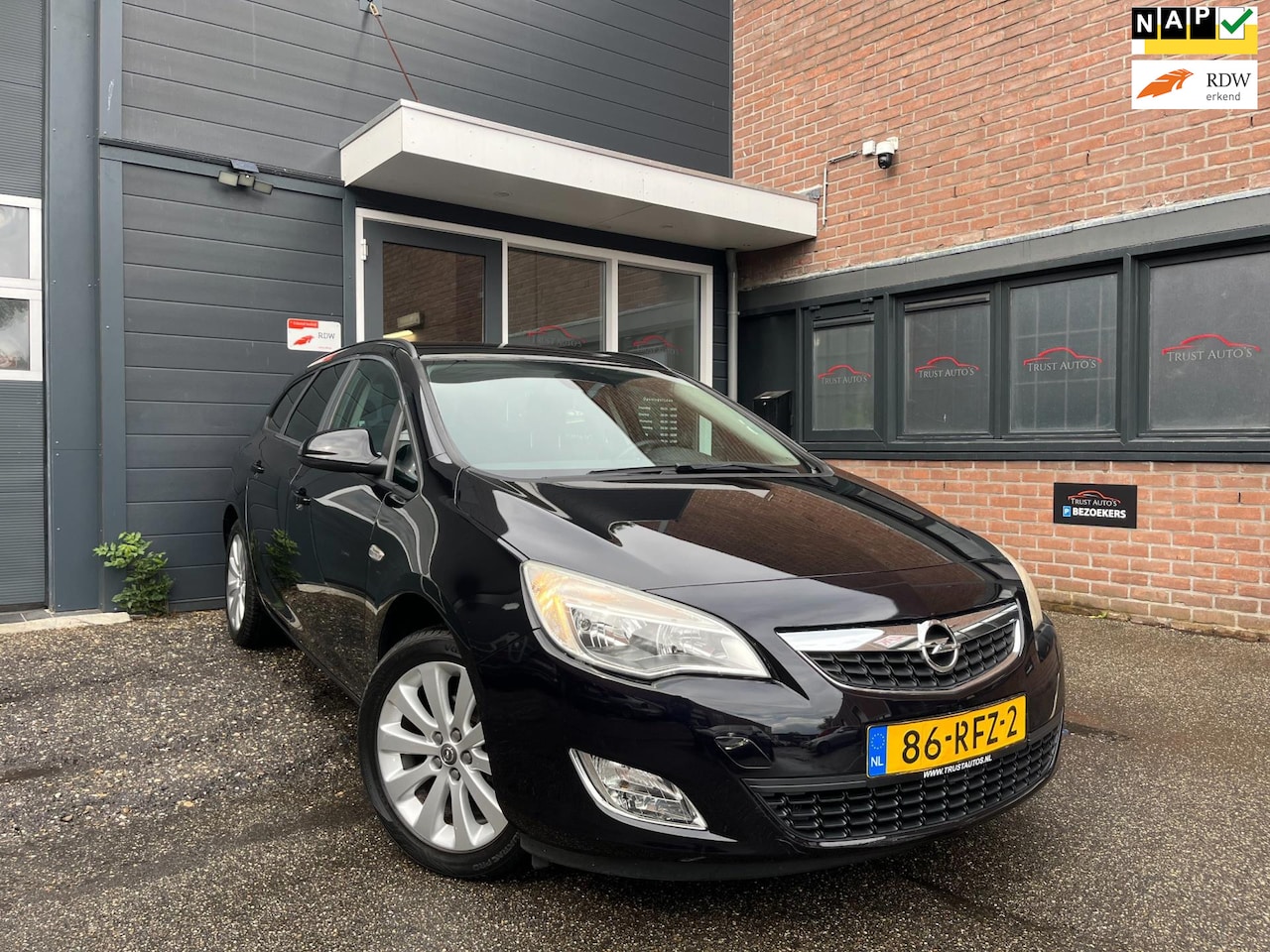 Opel Astra Sports Tourer - 1.4 Cosmo|Nap|Pdc|Navi|Cruise|Airco - AutoWereld.nl