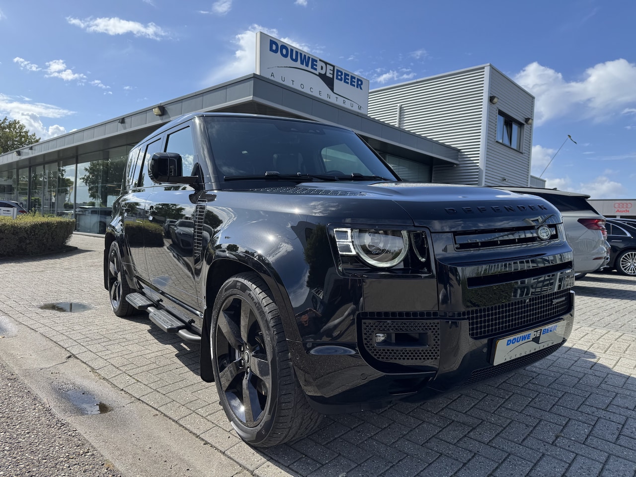 Land Rover Defender 110 - 2.0 P400e 110 X-Dynamic HSE 2.0 P400e 110 X-Dynamic HSE - AutoWereld.nl