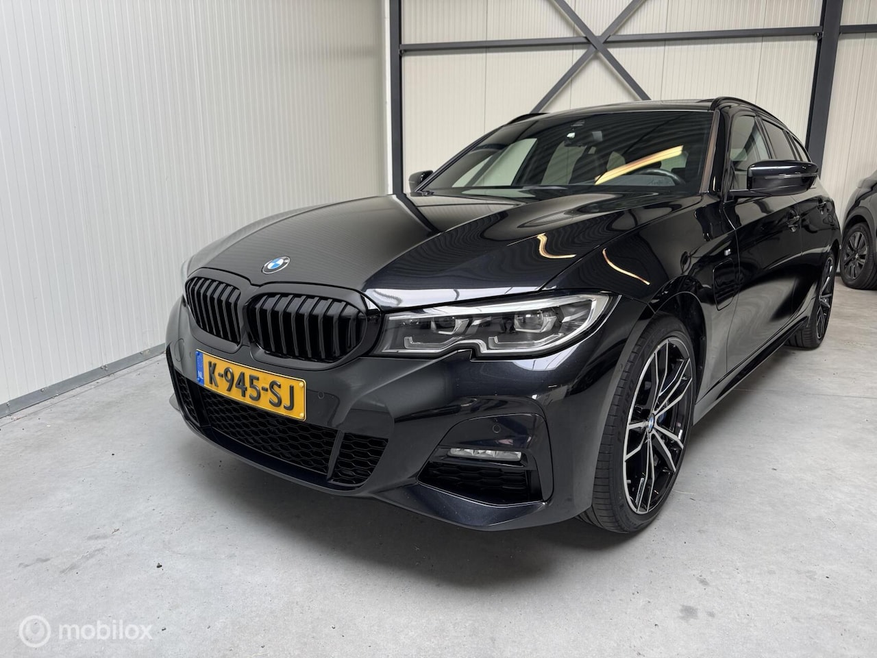 BMW 3-serie Touring - 330e High Executive 330e High Executive - AutoWereld.nl