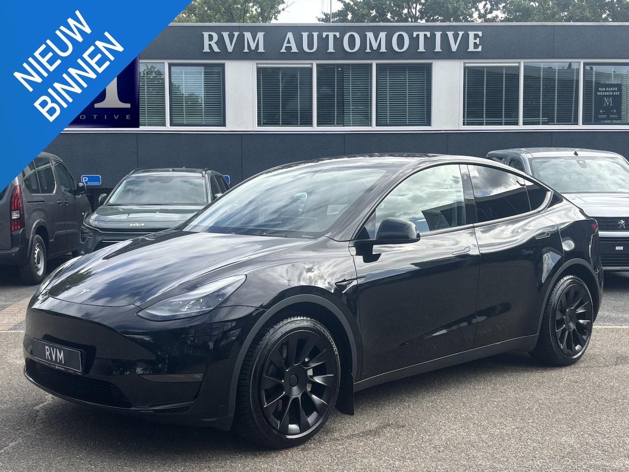 Tesla Model Y - Performance AWD 75 kWh VAN: 42.900,- VOOR 39.877,- UW HERFSTVOORDEEL: 3.023,- | TESLA GARA - AutoWereld.nl