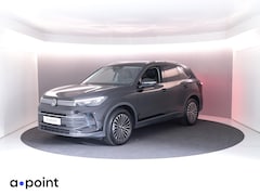 Volkswagen Tiguan - 1.5 eTSI Life Edition 130 pk Automaat (DSG) | Navigatie | Elektr. trekhaak | Stoelverwarmi