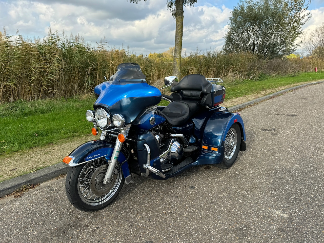 American Motors Matador - Trike tri Glide 1450 Ultra Electra Harley - AutoWereld.nl
