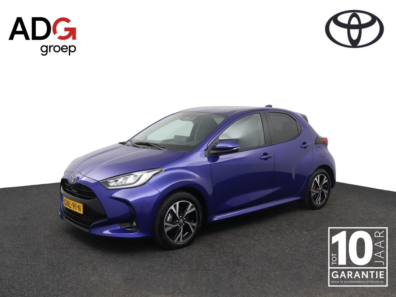 Toyota Yaris - 1.5 Hybrid 115 First Edition | Keyless start en entry | Parkeercamera | Privacy glass | - AutoWereld.nl