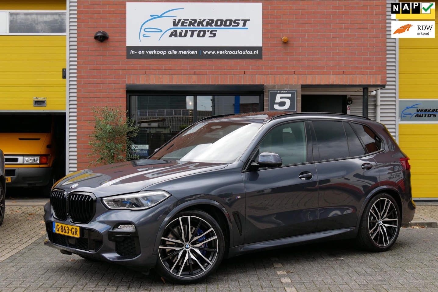 BMW X5 - XDrive40i High Executive. pano. soft close. comfort. full option - AutoWereld.nl