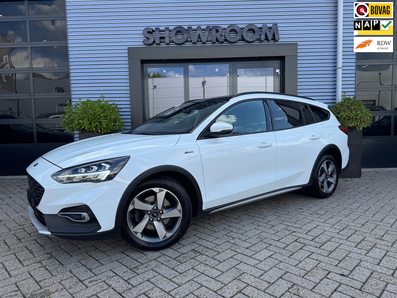 Ford Focus Wagon - 1.0 EcoBoost Active X Business Pano|Automaat|Applecarplay|B&O|Virt Dash - AutoWereld.nl