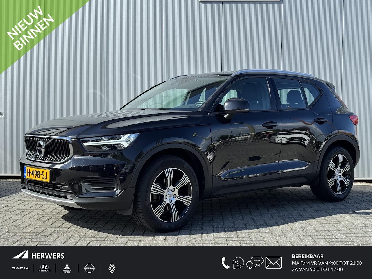Volvo XC40 - 1.5 T3 Momentum Pro / Navigatie / 18" Lm velgen / Elektrisch bedienbare achterklep / Trekh - AutoWereld.nl