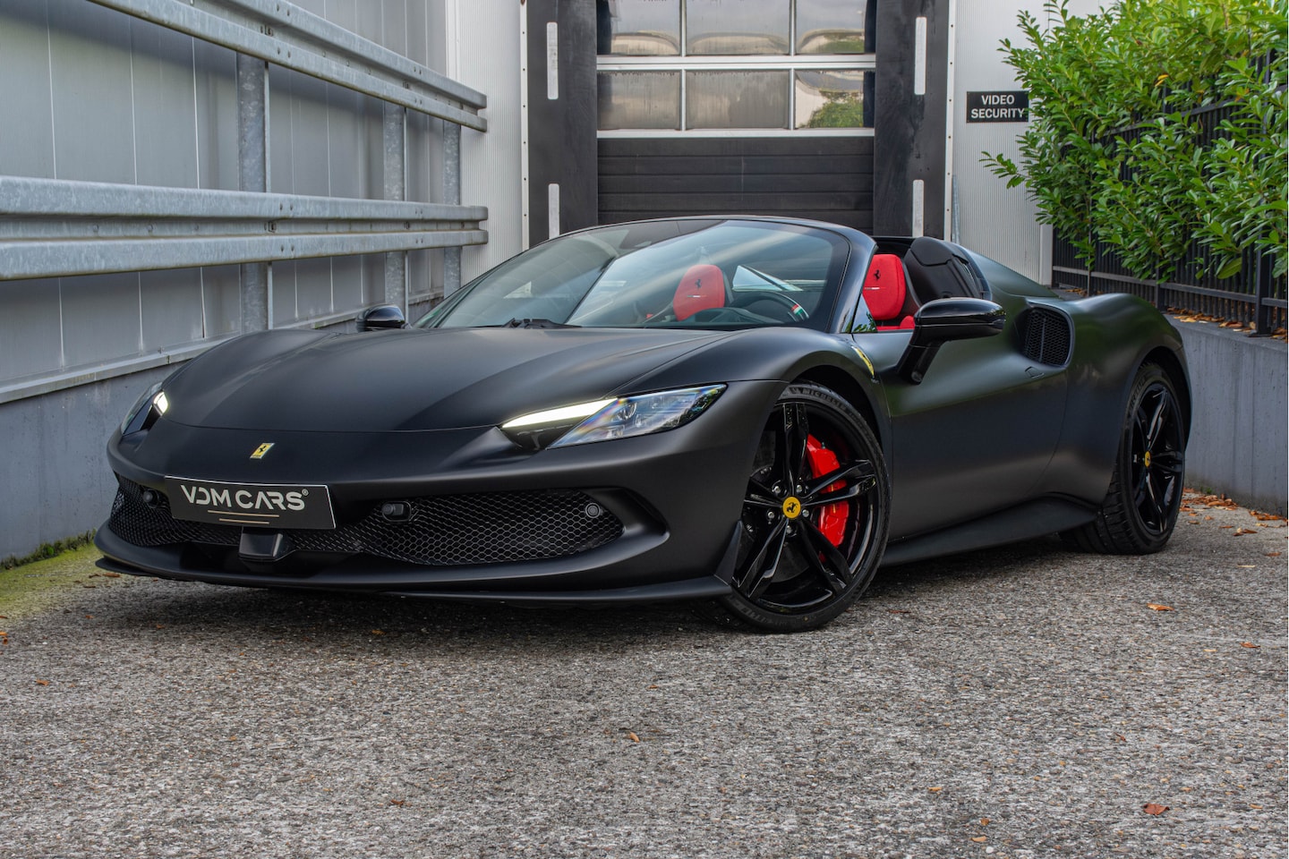 Ferrari 296 GTS - 3.0 V6 | Full PPF | Lift | ACC | Radar | AFS | CarPlay | Alcantara | Daytona | - AutoWereld.nl