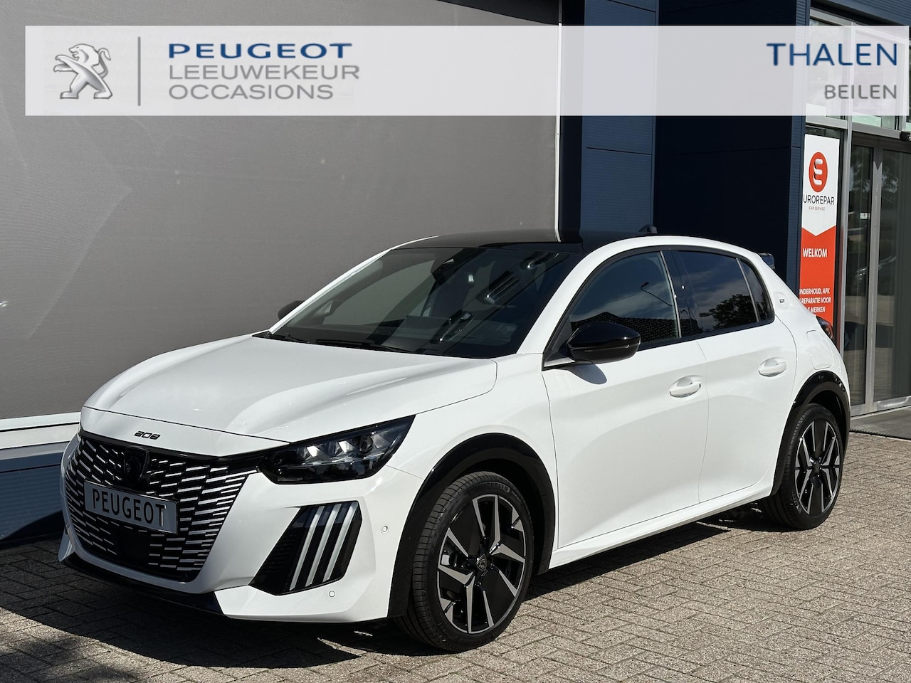 Peugeot 208 - 1.2 Hybrid 145 PK GT Automaat | Glazen Panoramadak | Navigatie Via Telefoon | Parkeercamer - AutoWereld.nl