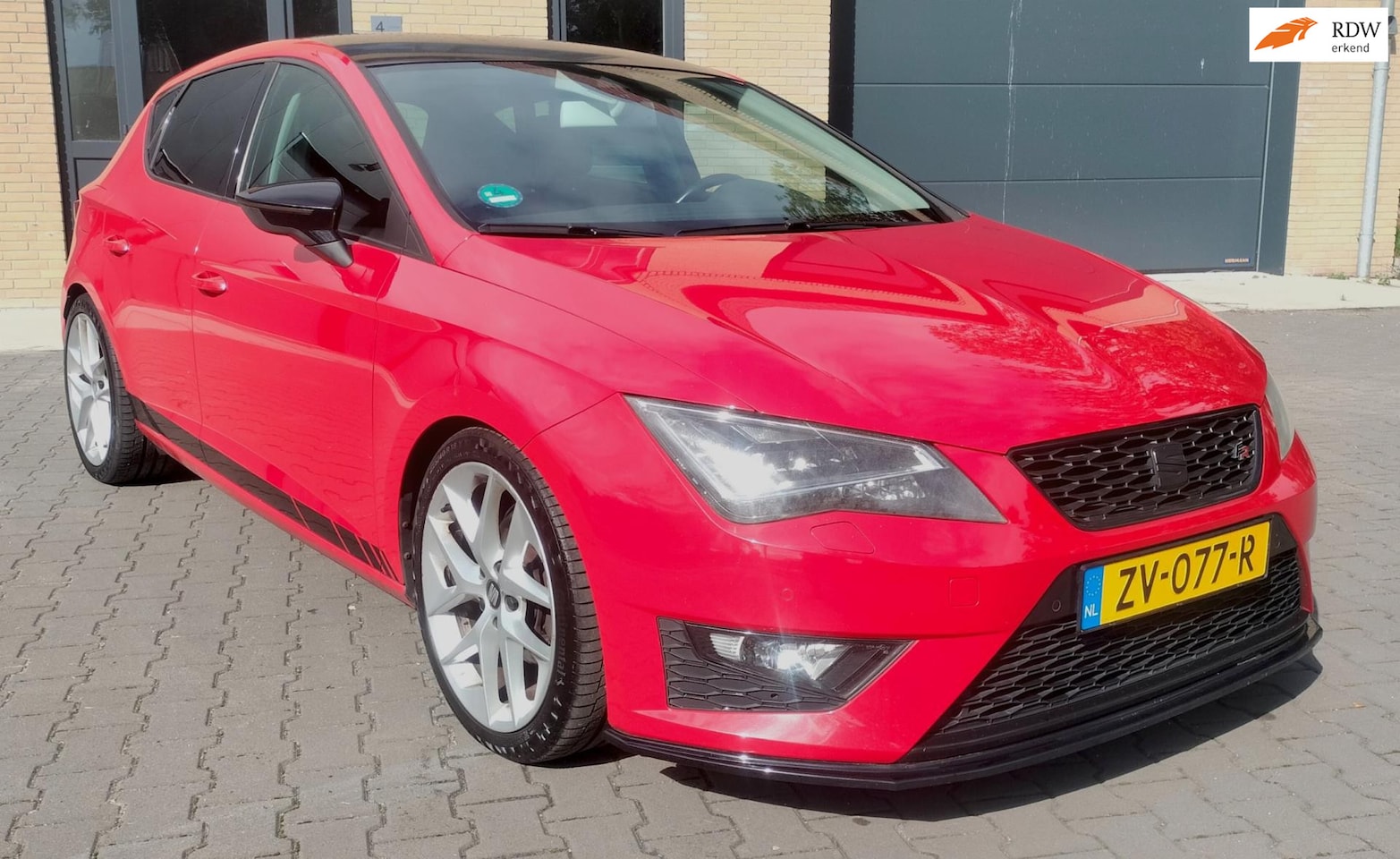 SEAT Leon - 1.4 TSI FR Navigatie Stoelverwarming Alcantara - AutoWereld.nl