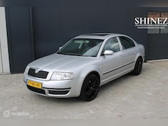 Skoda Superb - 2.8 V6 Elegance | 2004 | Nieuwe APK