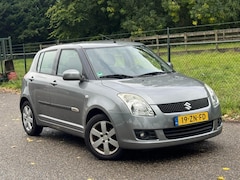 Suzuki Swift - 1.3 Exclusive /Automaat/Trekhaak/Airco/5-Deurs/