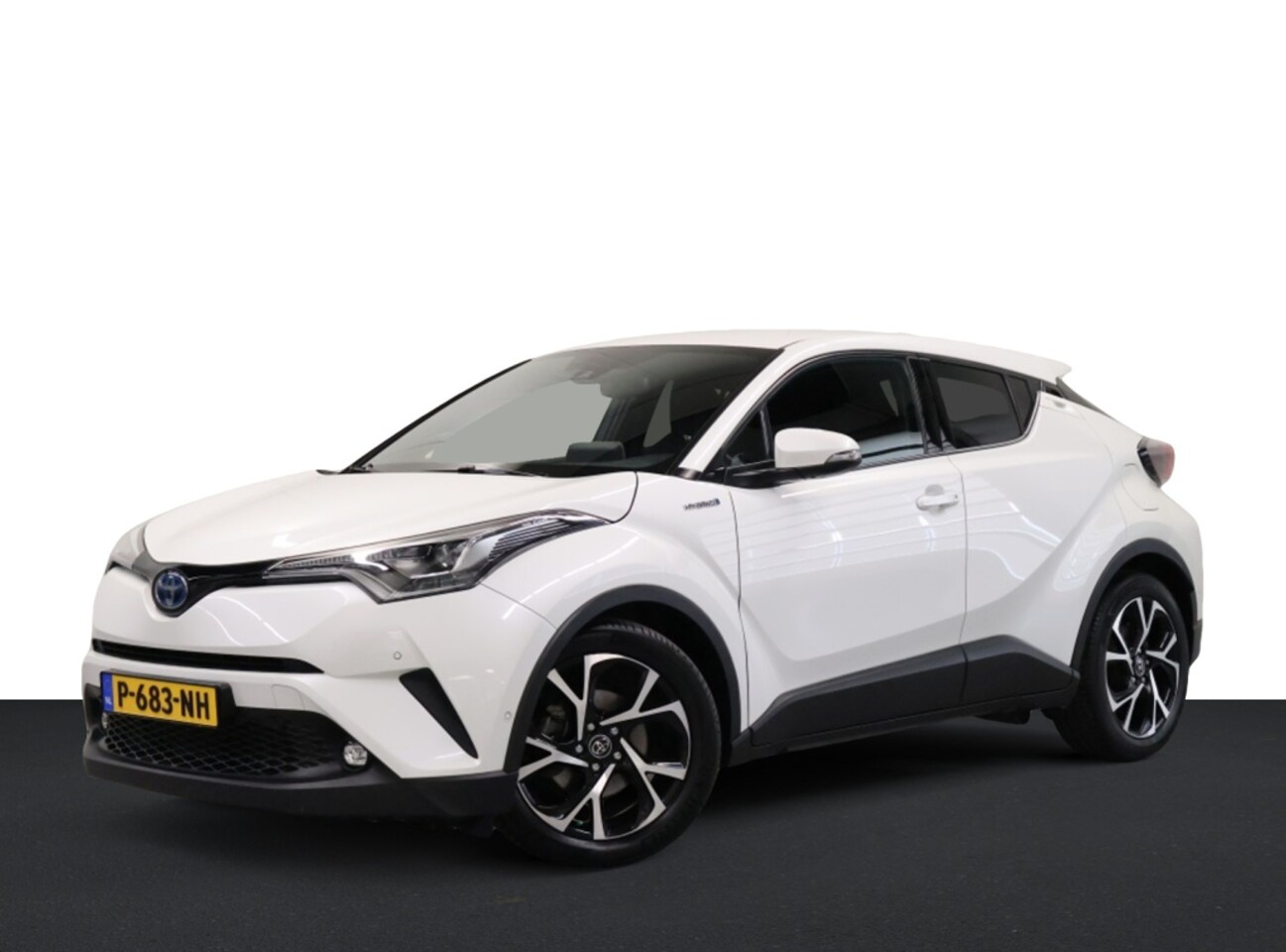 Toyota C-HR - 1.8 Hybrid Bi-Tone 1.8 Hybrid Bi-Tone - AutoWereld.nl