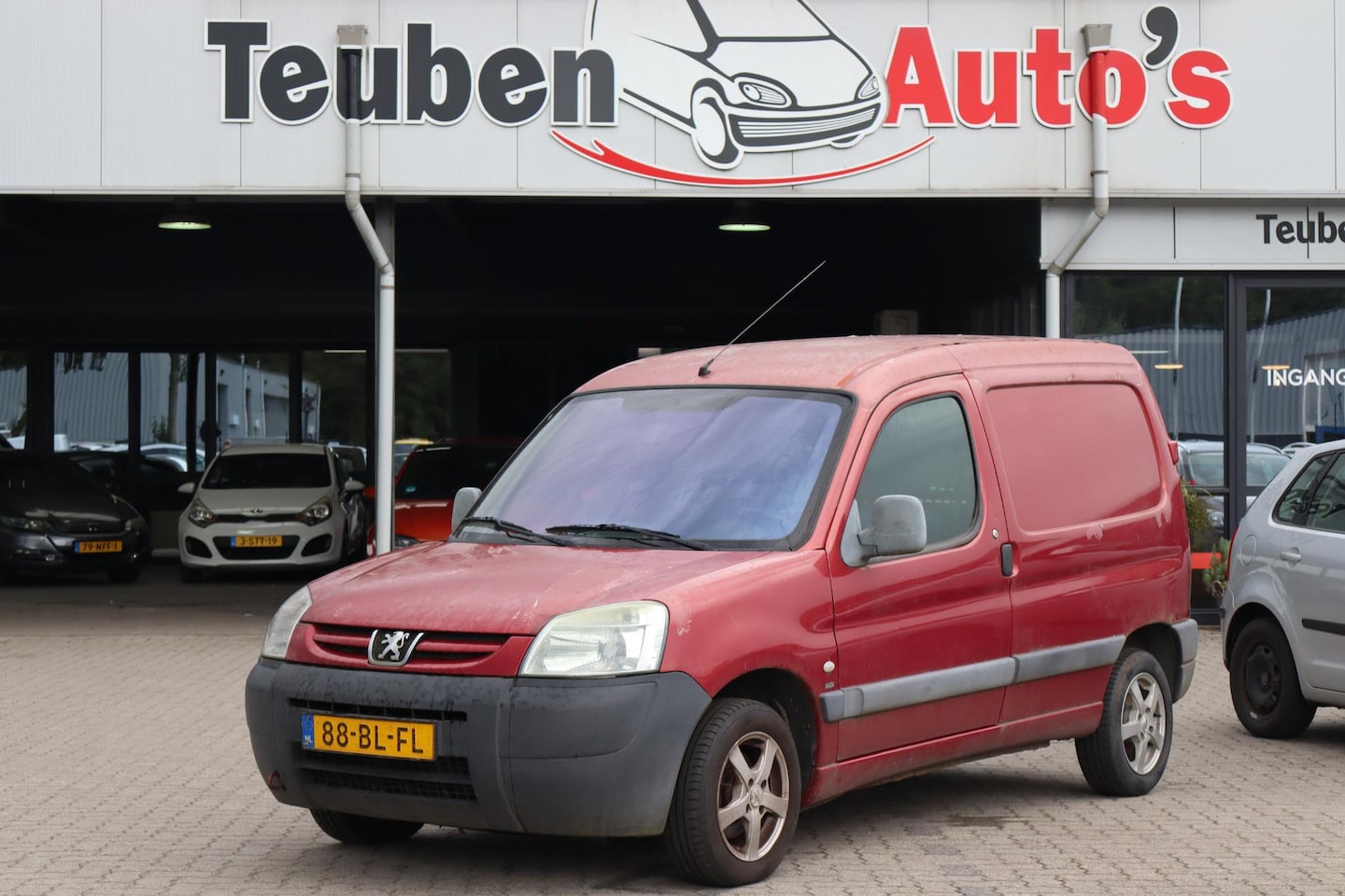 Peugeot Partner - 170C 2.0 HDI Avantage Technisch goed, Airco, Trekhaak, 2 Achterdeuren, Lichtmetalen wielen - AutoWereld.nl