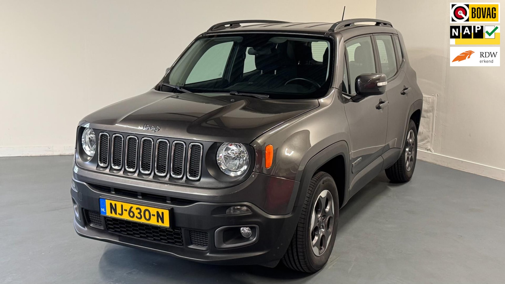 Jeep Renegade - 1.6 E-Torq Longitude | NL-AUTO | PARKEERSEN. | CRUISE | NAVI | - AutoWereld.nl